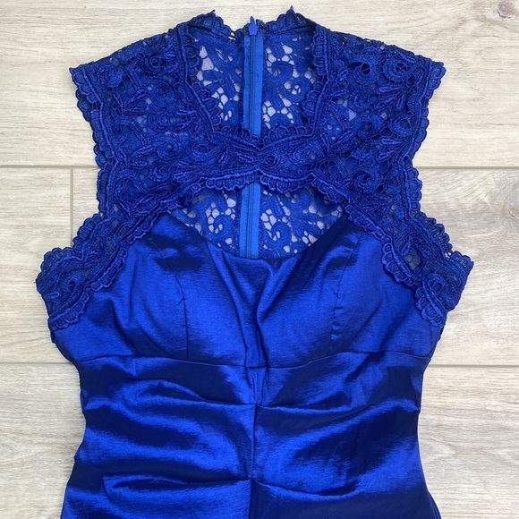 Xscape Mermaid Gown - Picture 5 of 16